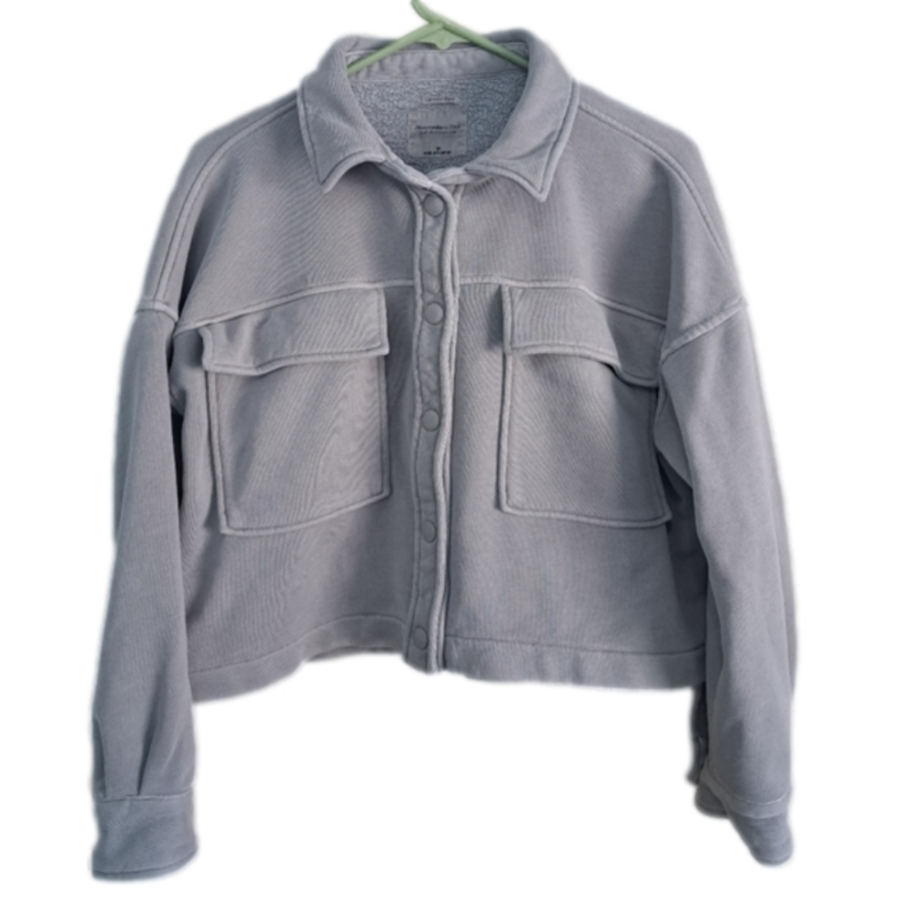 Abercrombie & Fitch Cropped Snap Jacket Medium EUC
